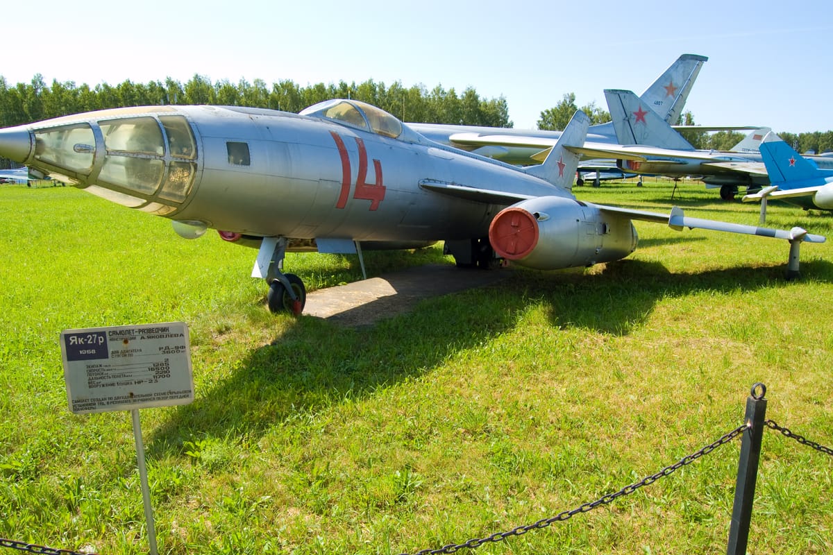 Yakovlev Yak-27