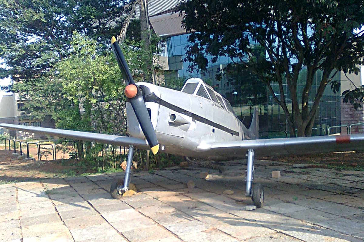 HAL HT-2