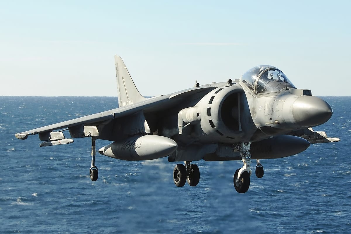 McDonnell Douglas AV-8B Harrier II