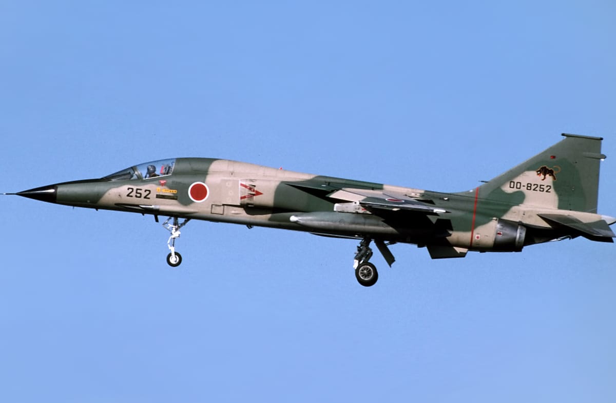 Mitsubishi F-1