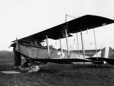 Curtiss JN-6H