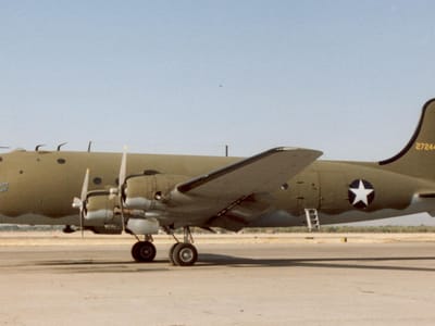 Douglas XCG-17