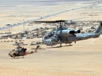 Bell AH-1 Cobra - Image 14