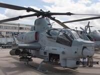 Bell AH-1 SuperCobra - Image 8