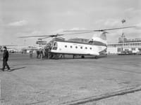 Boeing Vertol CH-46 Sea Knight - Image 3