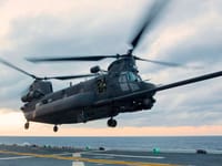 Boeing CH-47 Chinook - Image 36