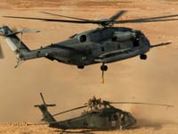 Sikorsky CH-53 Sea Stallion - Image 28