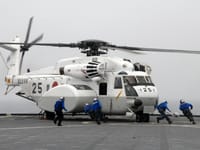 Sikorsky CH-53E Super Stallion - Image 22
