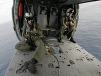 Sikorsky SH-60 Seahawk - Image 15