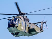 Sikorsky S-61R - Image 11