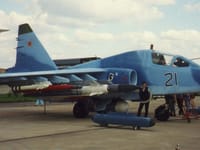 Sukhoi Su-25 - Image 8
