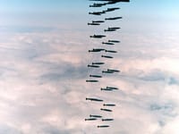 Northrop B-2 Spirit - Image 8