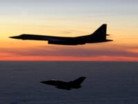 Tupolev Tu-160 - Image 5