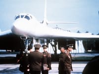 Tupolev Tu-160 - Image 4