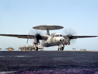 Grumman E-2 Hawkeye - Image 4