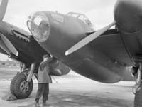 De Havilland Mosquito - Image 26