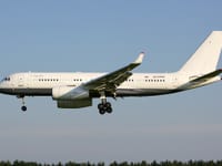 Tupolev Tu-204 - Image 4