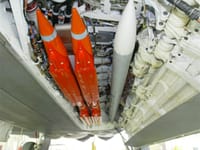 Lockheed Martin F-22 Raptor - Image 12