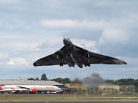 Avro Vulcan - Image 3