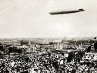LZ 127 Graf Zeppelin - Image 8