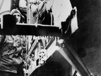 Handley Page Halifax - Image 18