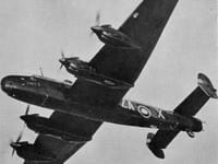 Handley Page Halifax - Image 22