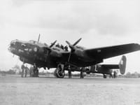 Handley Page Halifax - Image 25