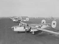 Consolidated B-24 Liberator - Image 5