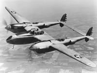 Lockheed P-38 Lightning - Image 2