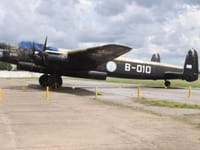 Avro Lincoln - Image 9