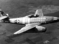 Messerschmitt Me 262 - Image 18