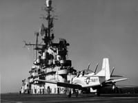 North American T-28 Trojan - Image 14