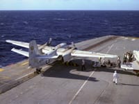 Grumman S-2 Tracker - Image 2