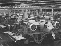 Grumman S-2 Tracker - Image 16