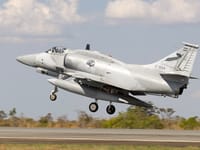 Douglas A-4 Skyhawk - Image 4