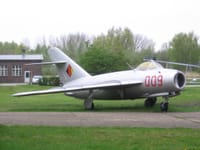Mikoyan-Gurevich MiG-17 - Image 7