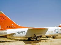 Vought F-8 Crusader - Image 22