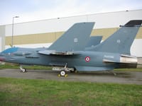 Vought F-8 Crusader - Image 25