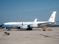 Boeing C-135 Stratolifter - Image 2