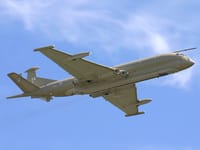 Hawker Siddeley Nimrod - Image 2