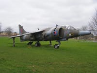 Harrier jump jet - Image 11