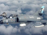 Dassault-Breguet Super Étendard - Image 5