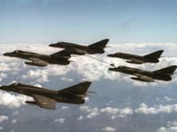 Dassault-Breguet Super Étendard - Image 8