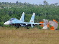Sukhoi Su-27 - Image 11