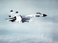 Sukhoi Su-27 - Image 12