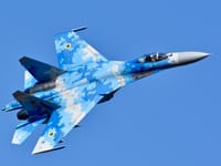 Sukhoi Su-27 - Image 21