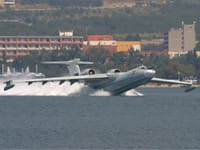 Beriev A-40