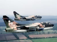 LTV A-7P Corsair II - Image 2