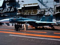 Sukhoi Su-33 - Image 7