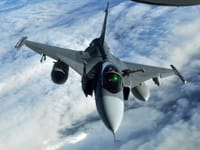 Saab JAS 39 Gripen - Image 2